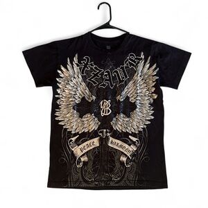 True Vintage Y2K Black Graphic Feather Wings Cross Edgy Rebellious Flair T-Shirt